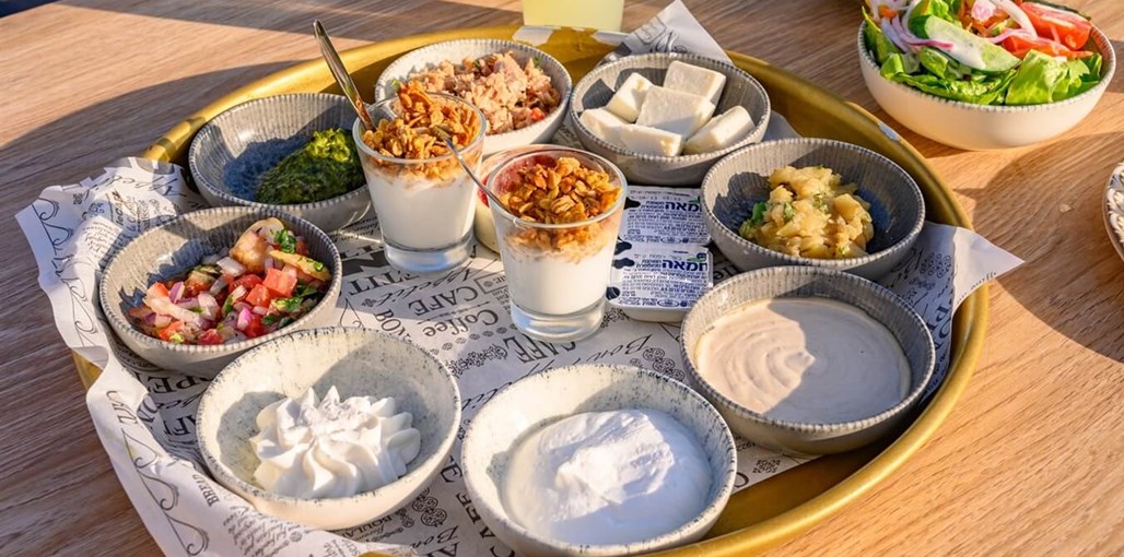 אלה על הנחל ארוחות בוקר (1).jpg