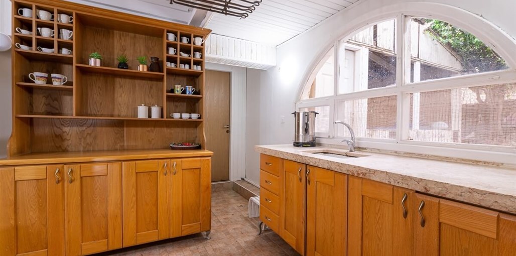 הבית של בלה חדר אוכל (5).jpg