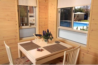 צימר מתוש - החצר