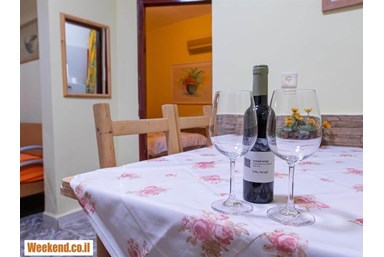 צימר כפרי הררית - בקתת ציפוי