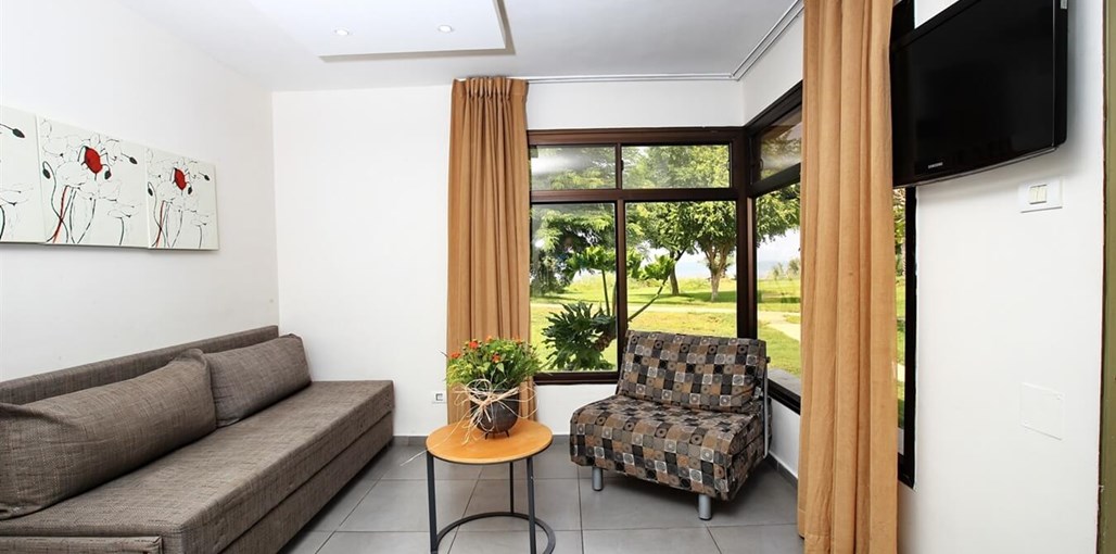 מעגן עדן - כפר נופש בכנרת פרימיום2.jpg