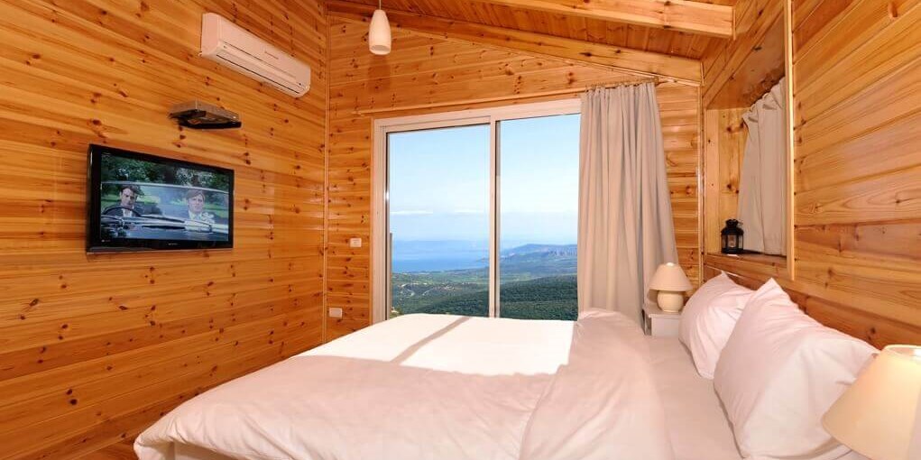 לוין נוף מרהיב בקתה משפחתית (1).jpg