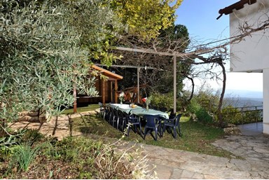 לוין נוף מרהיב  - מתחם החצר והנוף