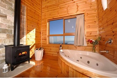 לוין נוף מרהיב  - בקתות עץ זוגיות ומשפחתיות