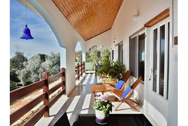 נופש נאמן באמירים - קוטג' מזרח