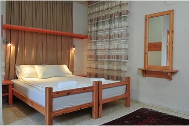 אתנחתא באפיק