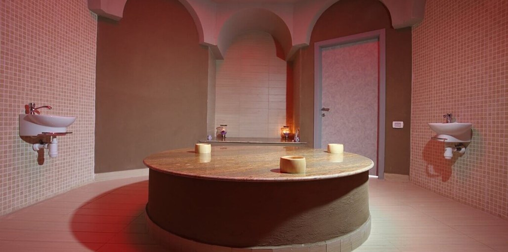 אתנחתא באפיק חמאם.jpg