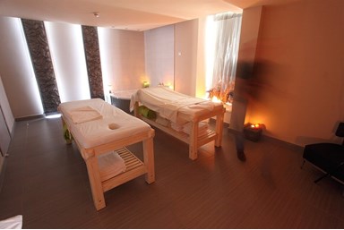 אתנחתא באפיק - ספא וחמאם