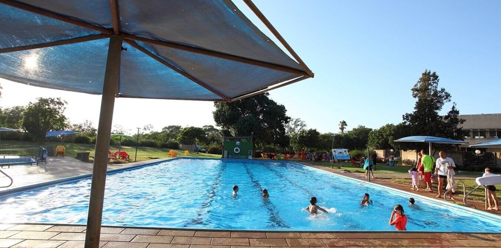 אתנחתא באפיק בריכה.JPG