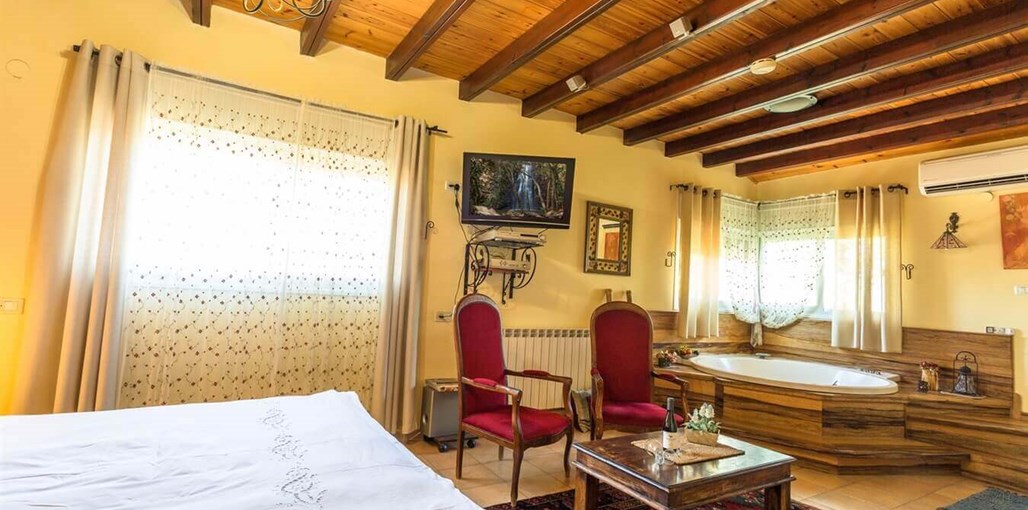 אביב בגן גולן חרמון (5).jpg