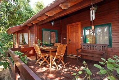 בקתה במטע - הבקתה הגדולה