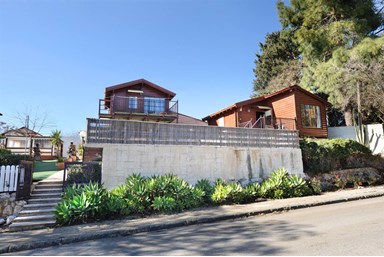 צימר בית אלון  - הבריכה החצר והנוף