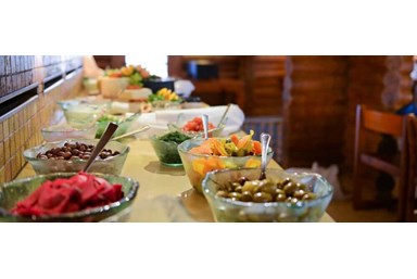 מלון לוגוס בהרים יד השמונה - המסעדה והבראנץ' 