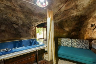 המערה המקורי - המערות