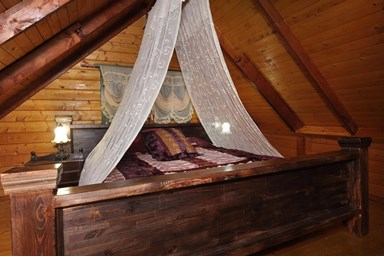 בקתות עץ - נוף ירדן - בקתת קארין